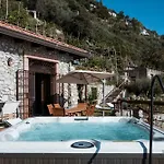 Santa Rosa Con Jacuzzi E Vista Panoramica אמאלפי