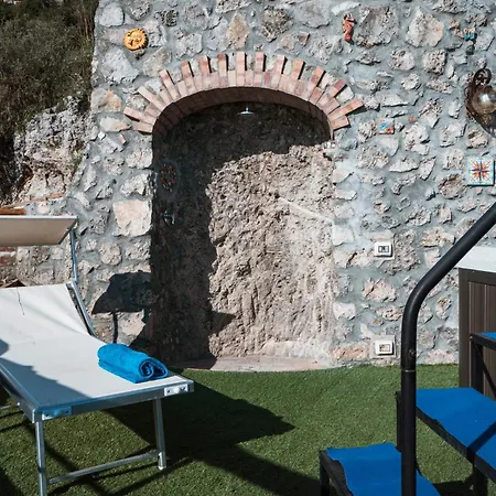Ferienhaus Santa Rosa Con Jacuzzi E Vista Panoramica Amalfi