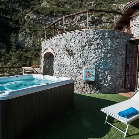 Santa Rosa Con Jacuzzi E Vista Panoramica アマルフィ