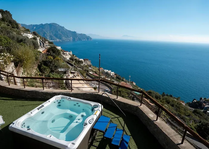 Santa Rosa Con Jacuzzi E Vista Panoramica 阿马尔菲