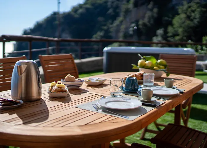 Santa Rosa Con Jacuzzi E Vista Panoramica * 阿马尔菲